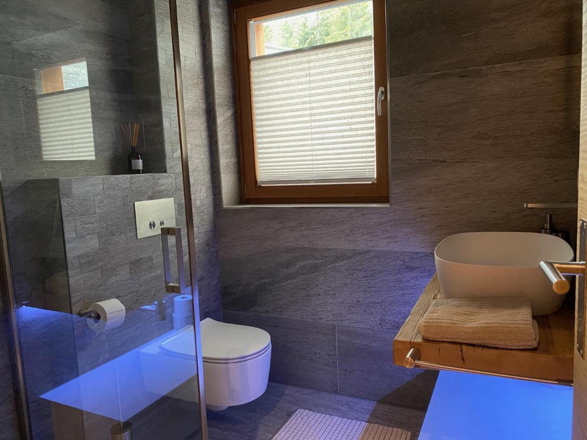 Apartment Alp In/ski Out - 4.5 Zimmerwohnung Fuer Max. 7 Personen Laax