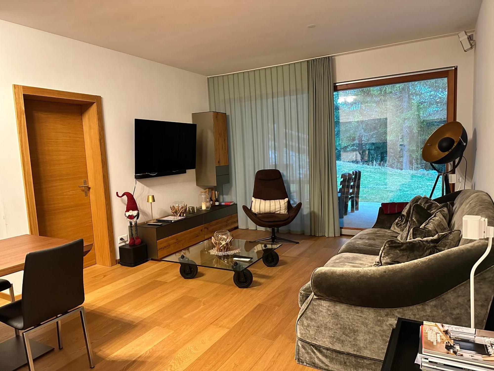Alp In/ski Out - 4.5 Zimmerwohnung Fuer Max. 7 Personen Apartment *