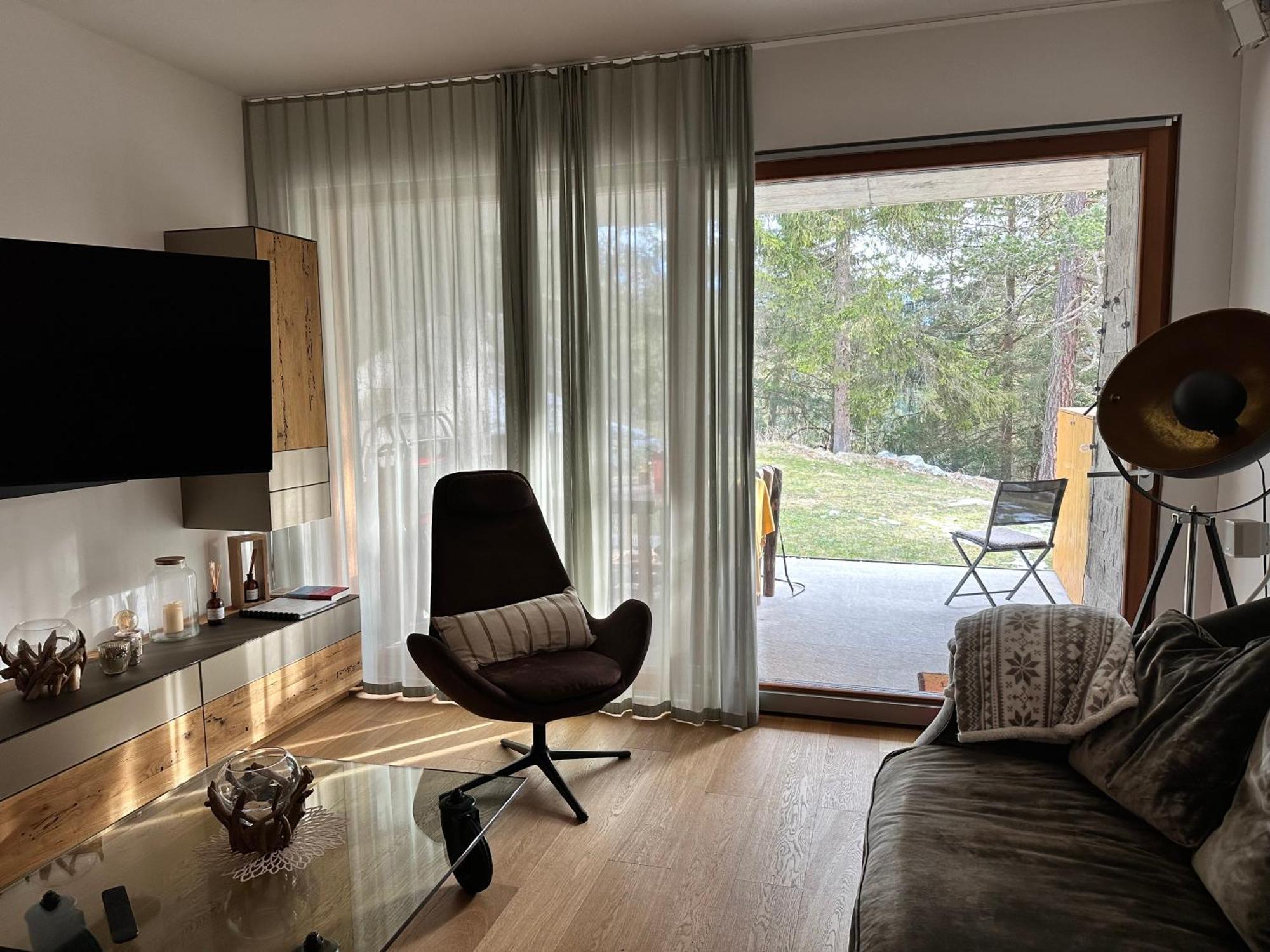 Alp In/ski Out - 4.5 Zimmerwohnung Fuer Max. 7 Personen *